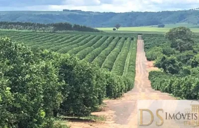 Fazenda à venda na Rua Alagoas, 1, Centro, Marília