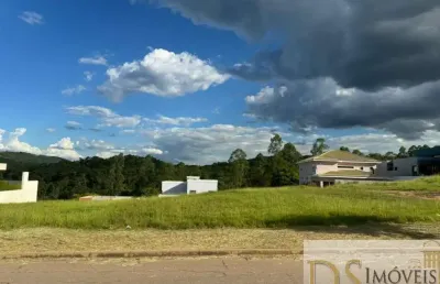 Lote com 700 m² no condominio campos de santo antonio ii
