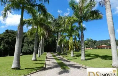 Fazenda à venda na Alameda Arenito, 545, Parque do Varvito, Itu