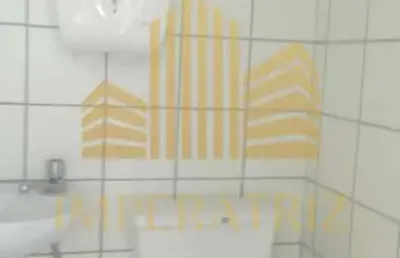 Sala comercial para locação a 100 metros do metro sao judas