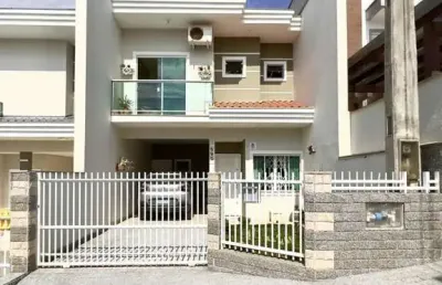 Sobrado geminado para venda em joinville, petrópolis, 3 dormitórios, 1 suíte, 3 banheiros, 1 vaga