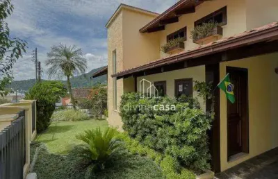 Casa com 2 dormitórios à venda, 223 m² por r$ 2.150.000,00 - nova brasília - jaraguá do sul/sc