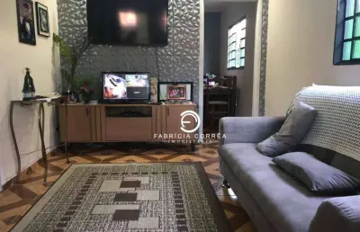 Casa ampla com edícula, churrasqueira e horta em taubaté