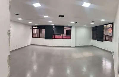 Prédio para alugar na Rua Capitão Otávio Machado, Chácara Santo Antônio, São Paulo