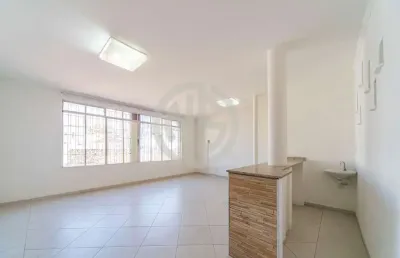 Casa com 4 quartos para alugar na Avenida Ceci, Planalto Paulista, São Paulo