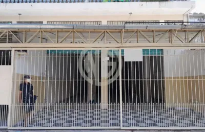 Ponto comercial para alugar na Rua Rosário Scamardi, Jardim do Colégio, São Paulo
