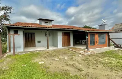 C132 linda casa em mariluz próximo ao comércio/imbé
