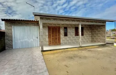 C641 casa recém construída na praia de presidente/imbé