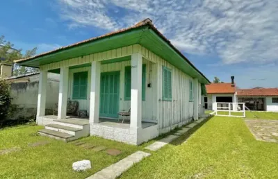 C928 02 casas em um só terreno próximo a barra de imbé