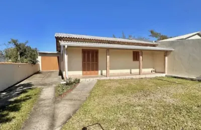 C120 belo imóvel com 04 dormitórios no centro de mariluz!