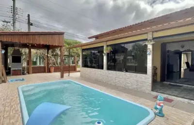 C208 belo imóvel de esquina com piscina  e quiosque!