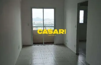 Apartamento com lazer completo à venda na principal avenida do bairro – 2 dormitórios e 1 vaga