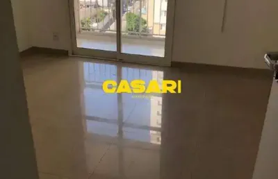 Apartamento com 2 dormitórios, lazer, próximo ao comércio.