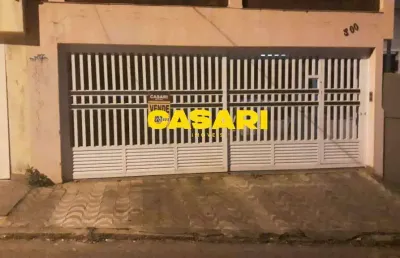 Sobrado com 3 suítes e vagas ampliáveis à venda em bairro arborizado de são bernardo do campo