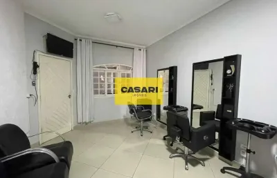 Sobrado amplo com 3 dormitórios, suíte e espaço multiuso – ideal para famílias ou home office