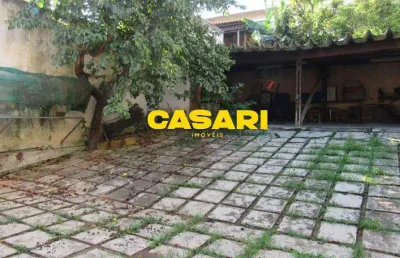 Sobrado térreo com 4 dormitórios, piscina e área de lazer no centro de são bernardo do campo
