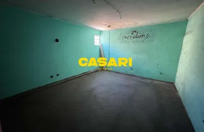 Sala comercial 20m² com banheiro privativo – oportunidade para adequação