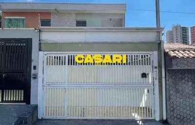 Sobrado com 3 suítes planejadas e área gourmet à venda perto do são bernardo plaza