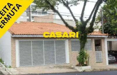 Casa reformada com 3 dormitórios, suíte e espaço gourmet – rudge ramos – são bernardo do campo