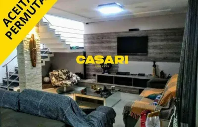 Sobrado à venda com 3 dormitórios e 268 m² no rudge ramos