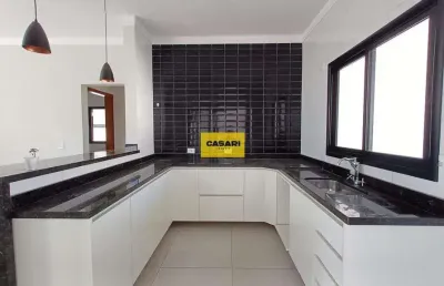 Casa térrea com 3 dormitórios á venda em bairro planejado, próximo a tudo em boituva.