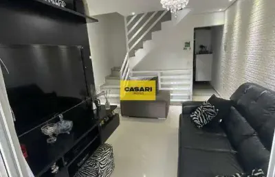 Sobrado à venda com 3 dormitórios e suíte no camilópolis – fino acabamento