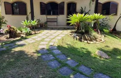 Casa com 3 dormitórios à venda, 350 m² por r$ 850.000 - parque hotel - araruama/rj