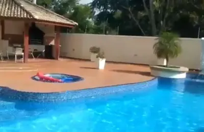 Casa para locação em condomínio na vila santista em atibaia sp.