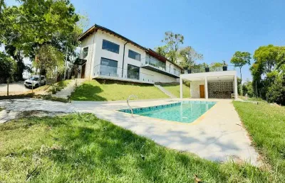 Casa nova em condomínio em atibaia  spestudamos permuta de imóveis em são paulo, no abc paulista ou litoral norte até 50% do valor!