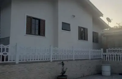 Casa com 3 quartos à venda na rua cervio giuseppe, 130, nova gardênia, atibaia por r$ 1.100.000