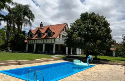 Imponente residência de luxo com 7 quartos e 5 suítes na vila giglio, atibaia-sp: 777m² de puro requinte!