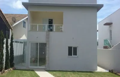 Casa no condomínio pedra grande em atibaia sp. muito bem localizado próximo a colégios, supermercados, bancos, farmácias, etc...