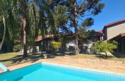 Casa  na vila giglio, atibaia-sp: 4 quartos, 2 suítes, 3 salas, 2 vagas de garagem, 300m² - venda ou locação