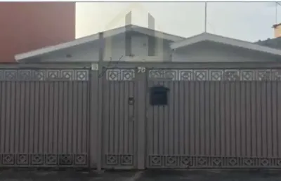Casa térrea à venda com 256 metros 3 suíte. centro. são bernardo do campo