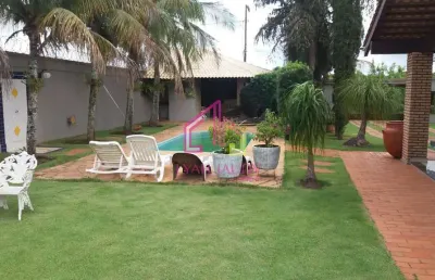 Casa à venda, chapada dos guimarães, mt, 4 quartos sendo 2 suítes,  6 vagas, lareira aconchegante,