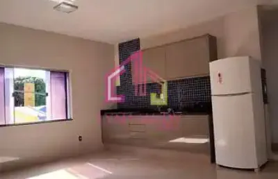 Casa à venda, areão, cuiabá, mt, 2 suítes + 1//4, 4 vagas cobertas, amplo quintal, próximo a av. fe