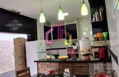 Casa à venda, jardim imperial, cuiabá-mt, 60 m² úteis, 3 quartos, 2 vagas, piscina com ducha, próxi