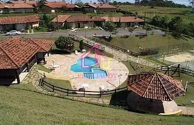 Casa  à venda, chapada dos guimarães-mt, condominio serras azuis,  área gourmet, 450m2, 2 suítes, 2