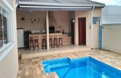 Sobrado à venda no condomínio lago da serra, em araçoiaba da serra -sp.