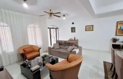 Casa com 3 quartos à venda na Vila Hortência, Sorocaba 