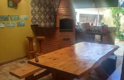 Casa térrea à venda no jardim morumbi, em sorocaba-sp.