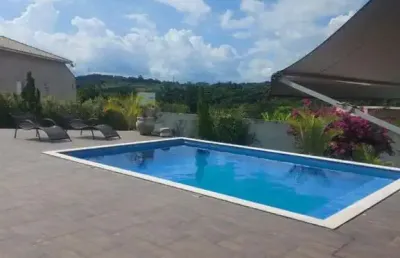 Casa à venda no condomínio chácaras castelo, em sorocaba-sp.
