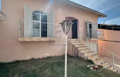 Casa com 4 quartos à venda na Rua da Abolição, 485, Jardim Vila Rica, Cambé