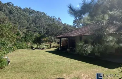 Lindo sitio para venda em natividade da serra-sp com 13 alqueires, linda casa sede, eucaliptos, pinheiros, pastagem e lago com peixes
