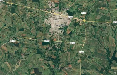 Ótima fazenda dupla aptidao para venda na região de jales-sp com 78 alqueires na pecuária, beira da rodovia, aproveita 80% para cana