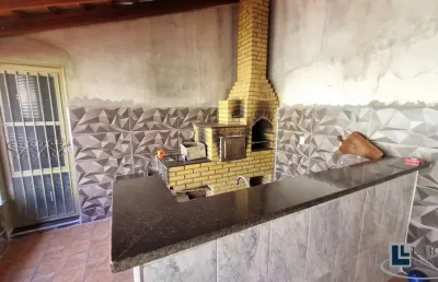 Linda casa para venda no parque ribeirao preto em ótima localização, 2 dormitorios, amplo quintal, varanda gourmet em 300 m2 de área total
