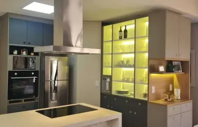 Oportunidade. linda casa para venda na vila do golfe, cond. quinta dos ventos, 3 suites com 1 master mais escritorio, gourmet e piscina em 237 m2 cons