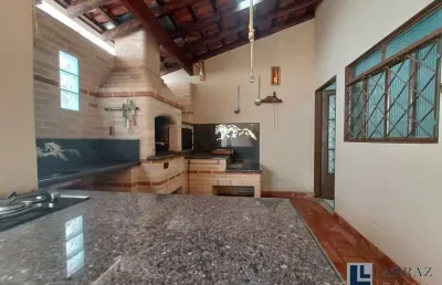 Linda casa para venda em cravinhos no jardim das acacias, 3 dormitorios com 1 suite, varanda gourmet em 197 m2 construidos