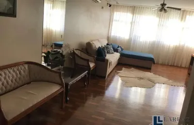 Apartamento mobiliado para locação no centro proximo ao lado da 9 de julho, 3 dormitorios com 1 suite em 159 m2