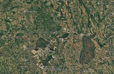 Fazenda para venda na região de brasilia-df com 1.890 hectares sendo 1.200 hectares para lavoura com irrigação e outorga, rica em agua, beira do asfal